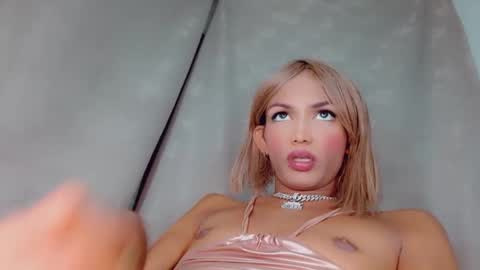 Oriana braom online show from 02-28-25, 11:56