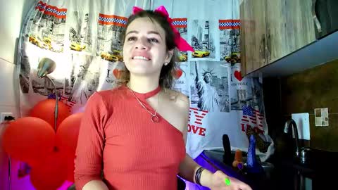 Snapshot of oriana_thomson2 chatting on 02-17-25, 12:32 Oriana online show from 02-17-25, 12:32