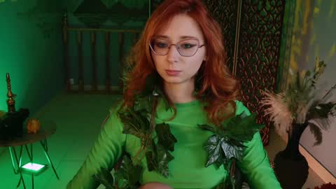 Orianna -  Hi Im into geek culture cosplay crafting LARP games. Shall we play DnD online show from 12-06-24, 07:56