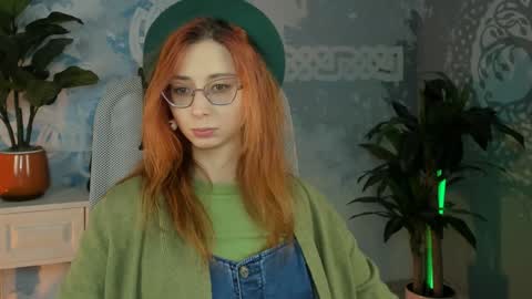 Orianna -  Hi Im into geek culture cosplay crafting LARP games. Shall we play DnD online show from 12-30-24, 01:03