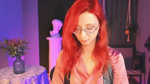 Orianna -  Hi Im into geek culture cosplay crafting LARP games. Shall we play DnD online show from 01-13-25, 03:15