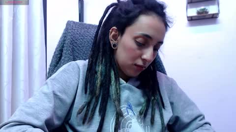 ORIANNA online show from 02-05-26, 01:32