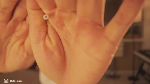 Orla online show from 03-12-25, 12:42