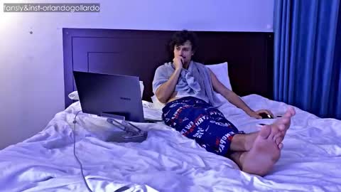 Fansly and Instagram -  online show from 10-06-25, 01:08