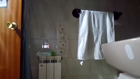 Snapshot of orlandovilla48 chatting on 10-26-25, 03:40 orlandovilla48 online show from 10-26-25, 03:40