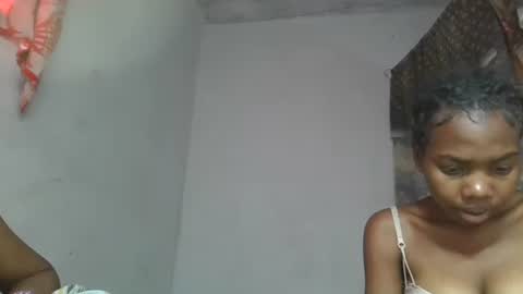 Snapshot of ornellahhh chatting on 10-27-25, 10:41 ornellahhh online show from 10-27-25, 10:41