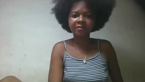 Snapshot of ornellahhh chatting on 11-07-25, 04:01 ornellahhh online show from 11-07-25, 04:01