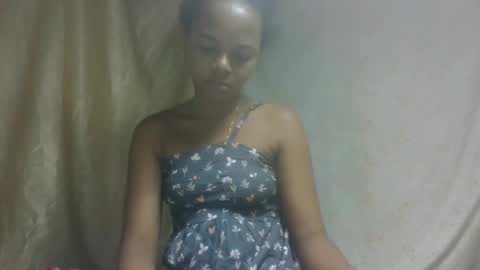 Snapshot of ornellahhh chatting on 11-25-25, 02:55 ornellahhh online show from 11-25-25, 02:55