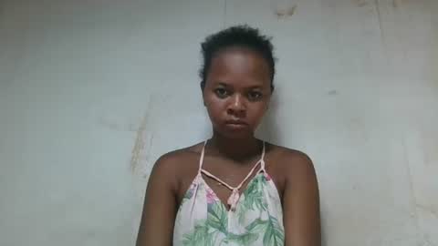 Snapshot of ornellahhh chatting on 12-01-25, 12:32 ornellahhh online show from 12-01-25, 12:32