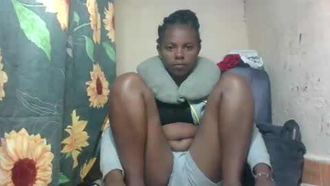 Snapshot of ornettee chatting on 10-08-25, 09:01 ornettee online show from 10-08-25, 09:01