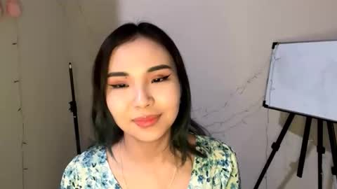 Angel online show from 12-04-25, 12:36