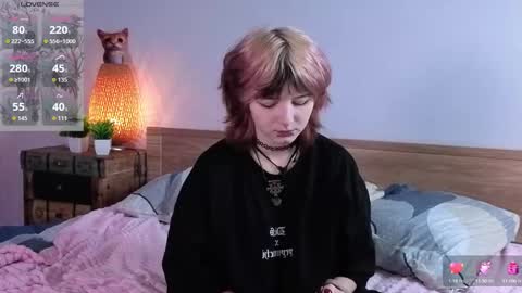 Snapshot of orvacurington chatting on 10-14-25, 06:09 Ashley online show from 10-14-25, 06:09