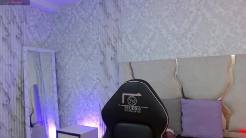 osamu_tay online show from 04-02-26, 03:04