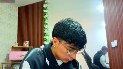 Snapshot of osamu_tay chatting on 06-09-26, 03:18 osamu_tay online show from 06-09-26, 03:18