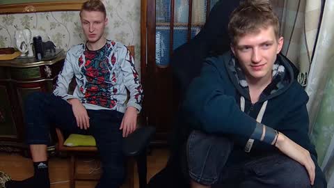 Snapshot of oscar_wildy chatting on 01-12-25, 11:26 Oscar online show from 01-12-25, 11:26