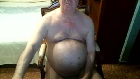 Snapshot of oscarw chatting on 07-01-26, 03:45 Oscar online show from 07-01-26, 03:45