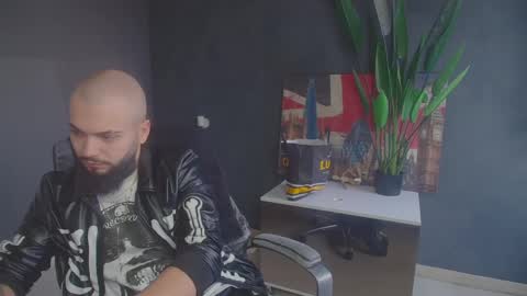 OscarWills online show from 06-01-26, 04:58