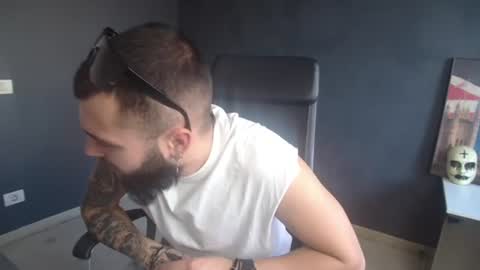 OscarWills online show from 07-19-26, 04:27