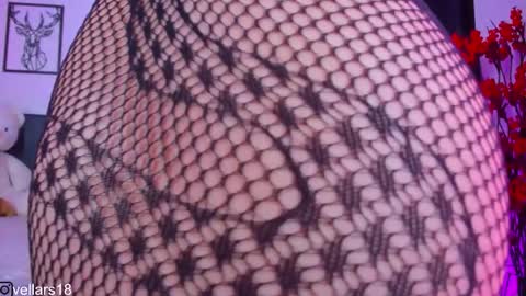 Snapshot of osiris_doll chatting on 02-15-26, 09:00 vella online show from 02-15-26, 09:00