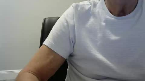 Ossi online show from 02-19-26, 04:08