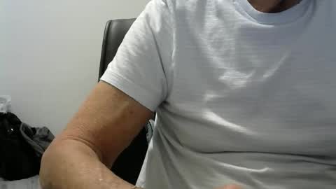 Ossi online show from 03-14-26, 02:17