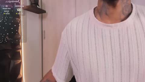 Ostin Daniels online show from 11-23-25, 01:05