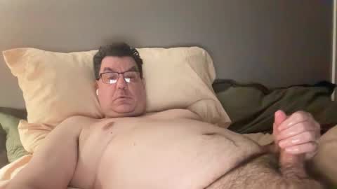 Snapshot of otter916 chatting on 04-29-26, 04:05 otter916 online show from 04-29-26, 04:05