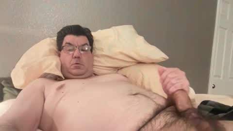Snapshot of otter916 chatting on 05-20-26, 05:24 otter916 online show from 05-20-26, 05:24