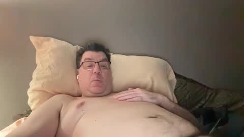 Snapshot of otter916 chatting on 06-10-26, 05:07 otter916 online show from 06-10-26, 05:07