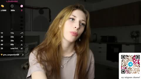 Snapshot of ottiliebolyard chatting on 01-11-26, 01:27 Anne online show from 01-11-26, 01:27