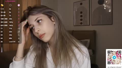 Snapshot of ottiliebolyard chatting on 02-07-26, 11:03 Anne online show from 02-07-26, 11:03