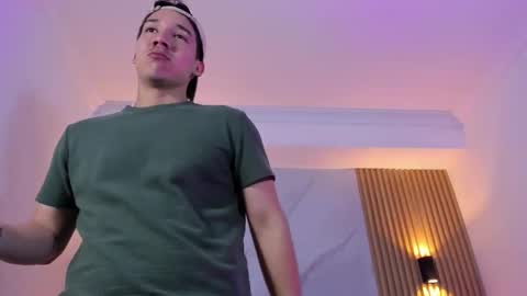 Otto Andrew online show from 03-12-26, 07:53