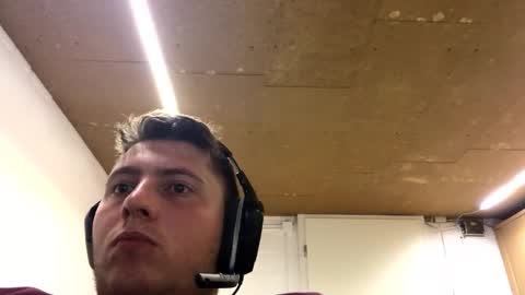 outflayd online show from 10-21-25, 11:27