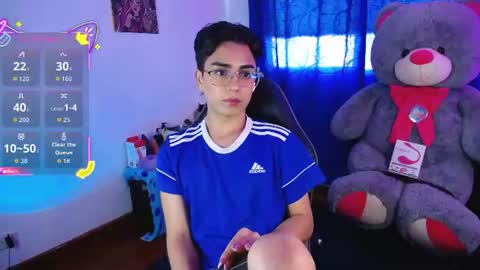 Owen  Independent model  online show from 07-28-26, 12:48