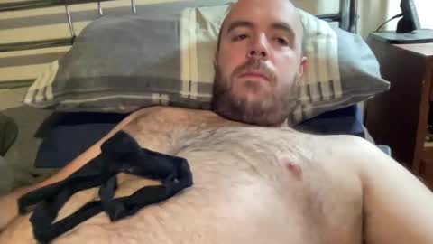 Owen2022 online show from 10-27-25, 07:23