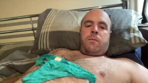 Owen2022 online show from 05-13-26, 06:22