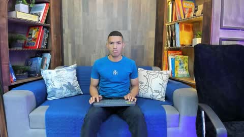 Owen online show from 09-11-25, 11:43