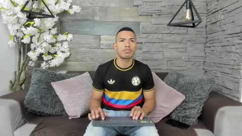 Owen online show from 10-14-25, 01:01
