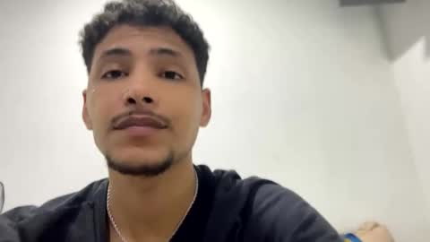 Snapshot of ozaru__ chatting on 12-14-25, 10:09 ozaru__ online show from 12-14-25, 10:09