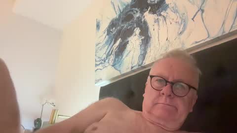 ozhairybearxxxx online show from 12-24-24, 11:28