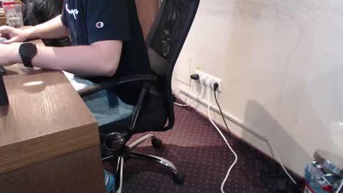 ozilla0699 online show from 12-30-24, 11:49