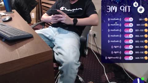 ozilla0699 online show from 12-31-24, 05:55