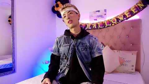 Dany Ozorio online show from 10-15-25, 04:01