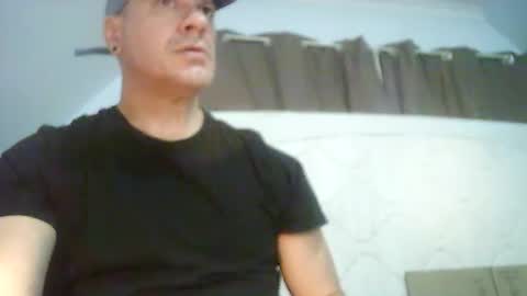 ozzispandex online show from 04-19-26, 03:33