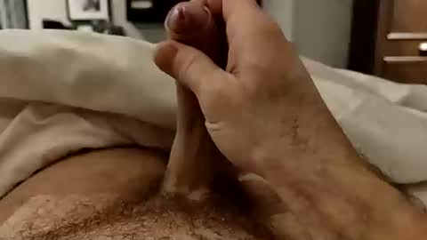 Snapshot of p4ul10 chatting on 01-29-25, 10:22 Paulo online show from 01-29-25, 10:22