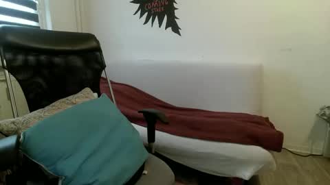 p83291869 online show from 04-19-26, 08:46