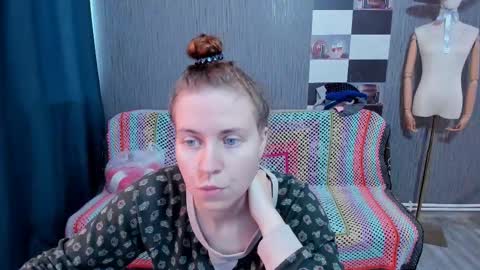 Ella online show from 11-02-25, 07:22