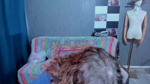 Ella online show from 11-09-25, 07:50