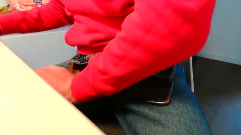 pablo19692017 online show from 03-12-26, 09:48