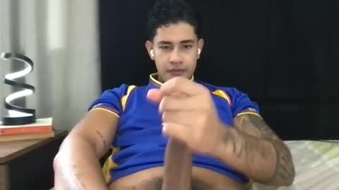 Javi    online show from 07-11-26, 07:16